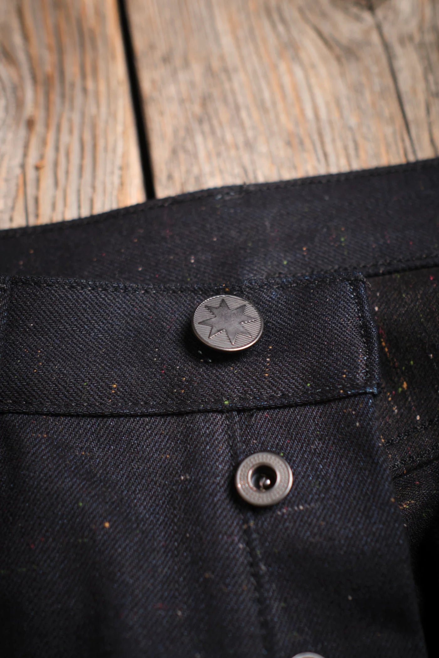 Freenote Cloth Portola Classic Taper in 14 Ounce Raw Fleck