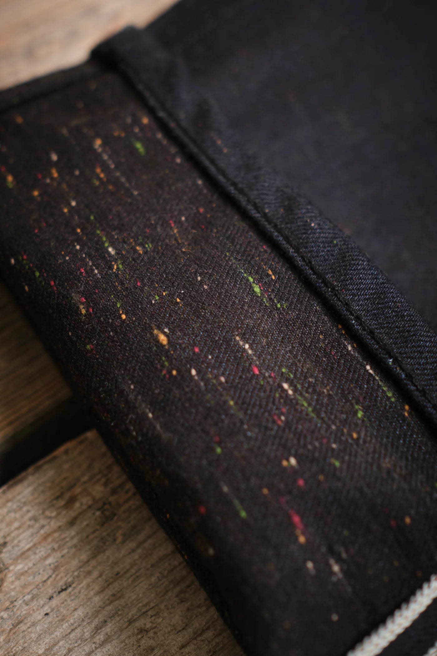 Freenote Cloth Portola Classic Taper in 14 Ounce Raw Fleck