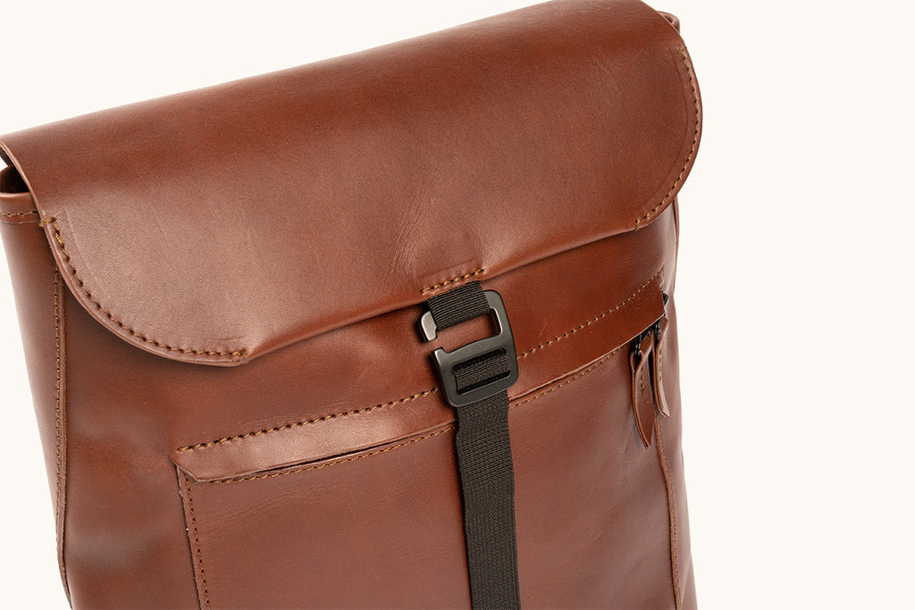 Tanner Goods Holton Leather Pack in Cognac