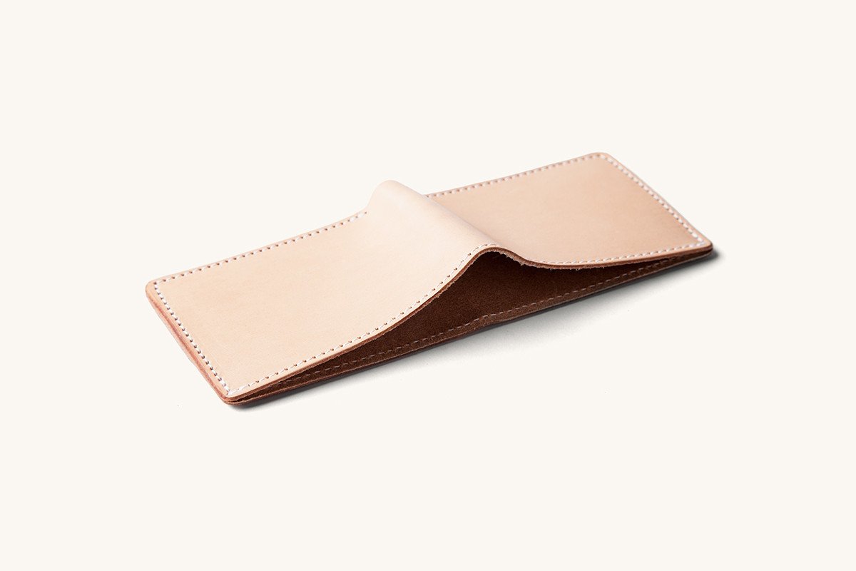 Tanner Goods Utility Bifold in Natural
