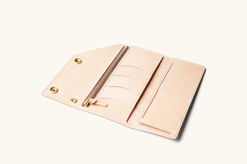 Tanner Goods Workman Wallet in Natural